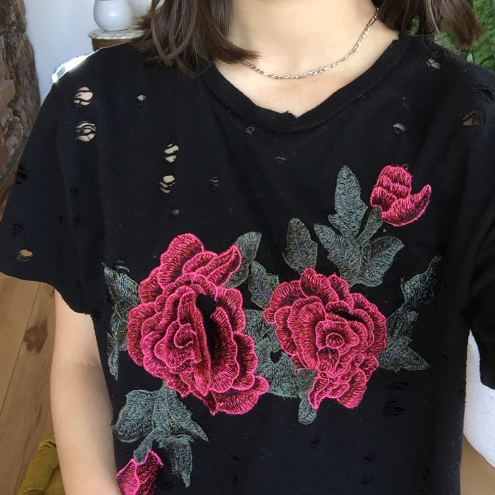 Distressed Floral Crop Top size S